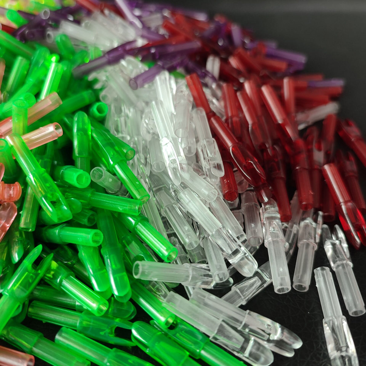 24-Pack Insert Tail Nock Pins Plastic Arrow Nocks Replacement Arrow Nocks Fit Inner Diameter