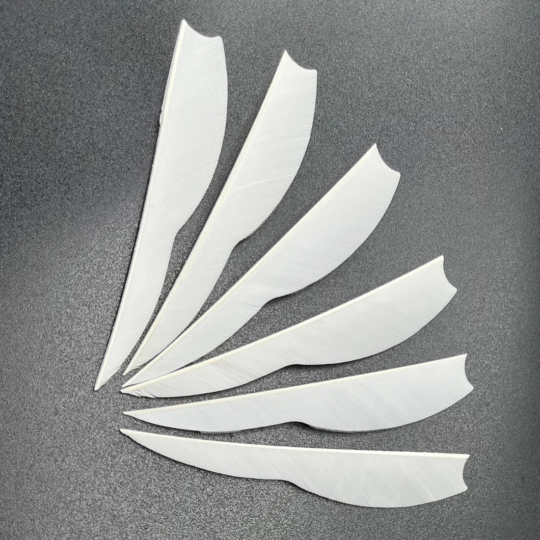 50-Pack Right Wing 4" Sting / RAY / Cupid Arrow Fletch Fletches Fangs Style